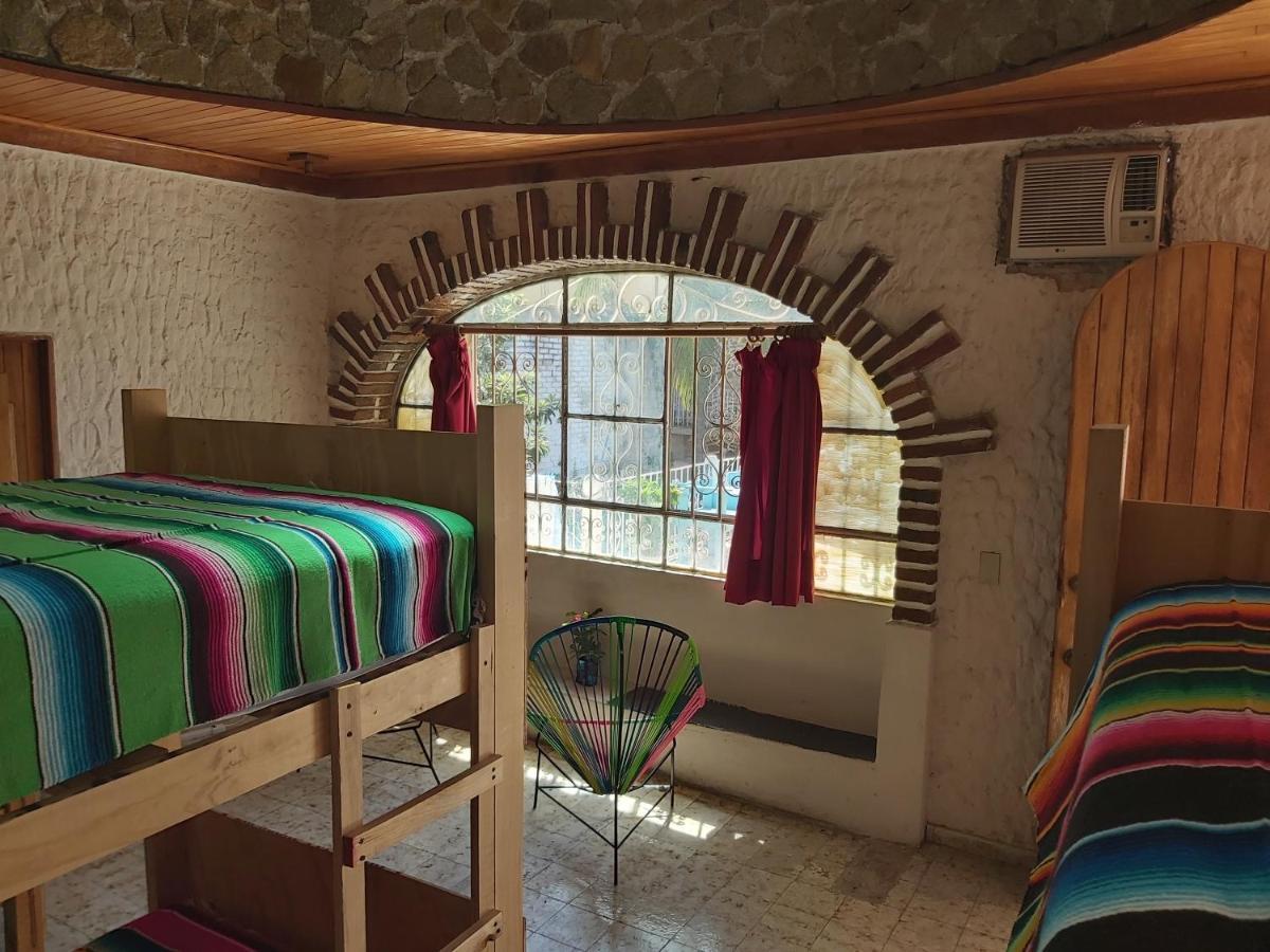 El Sunset Hostel Пуерто Валярта Екстериор снимка